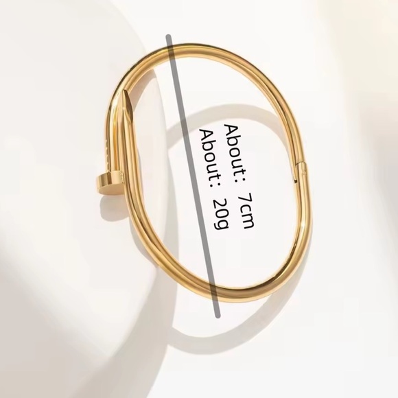 Juste En Clou Nail Gold Stainless Steel Waterproof Minimalist Bracelet - Picture 7 of 8